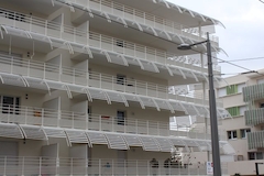 Brises-soleil d'immeubles et d'appartements (1/3)